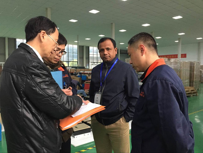 熱烈歡迎孟加拉客戶Rahman先生再次來(lái)到我公司參觀交流